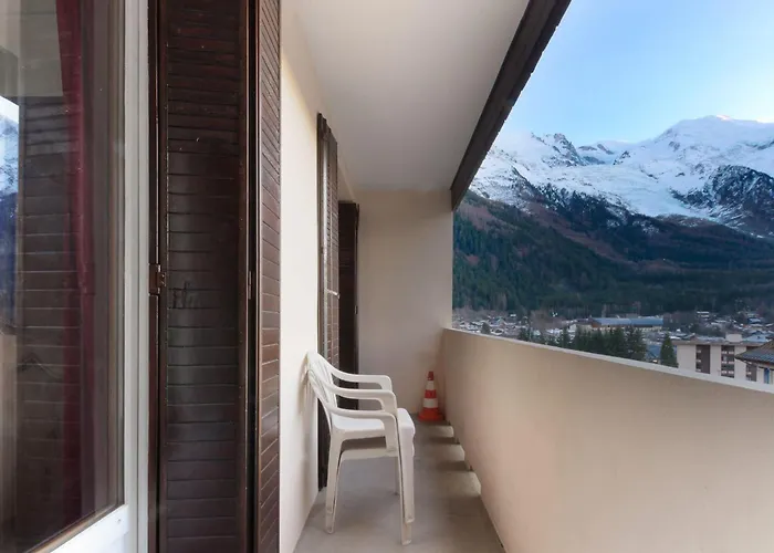 Les Pecles Mt Blanc - Chamonix Center
